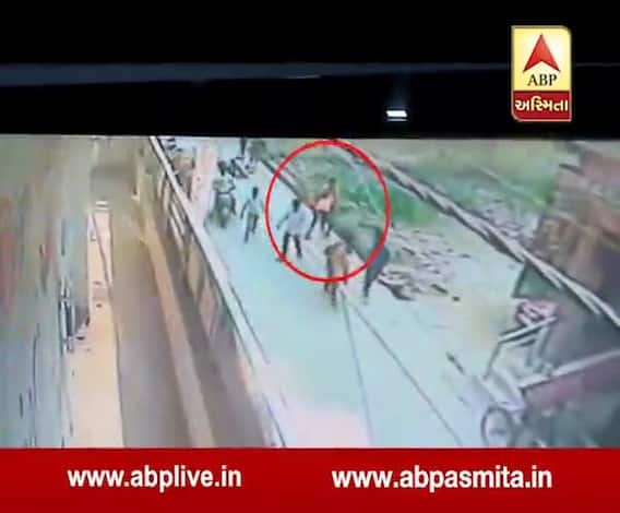 Youth Murder Of Girl In Delhi, Watch CCTV