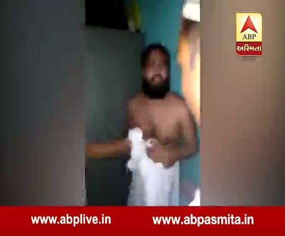 viral video that shows Bijnor Jama Masjid imam caught with a woman
