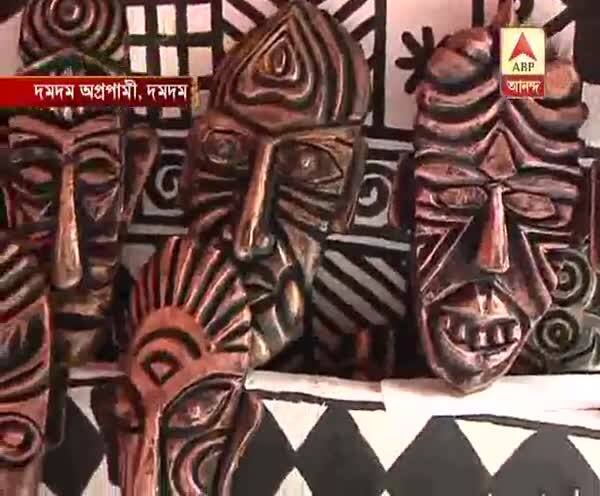  আফ্রিকার আদিবাসী আদলে মণ্ডপ গড়ে আলোক আনন্দ সেরা পুজো দমদম অগ্রগামী।