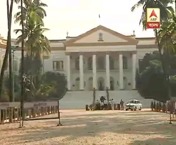  নুড়িপাথরের রাস্তা বদলের প্রস্তাব রাজভবনের, সায় নেই নবান্নের