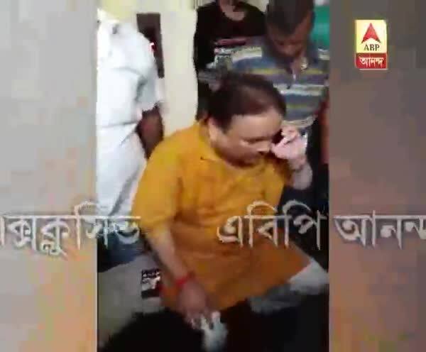  লিফট ছিঁড়ে ৬ তলা থেকে নীচে মদন মিত্র, ভর্তি হাসপাতালে