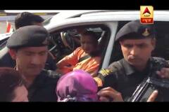 When UP CM Yogi Adityanath\'s convoy was stopped by nursing students