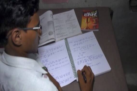 ABP News\' IMPACT: Delhi coaching centre, Dhyeya offers help to Chhattisgarh XII topper, Dhavendra Sahu