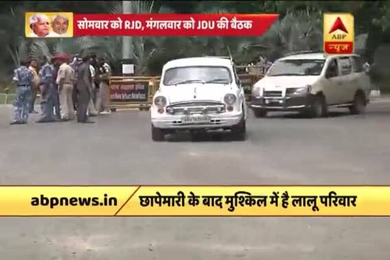 Nitish to hold meeting with RJD on Monday and with JD(U) on Tuesday