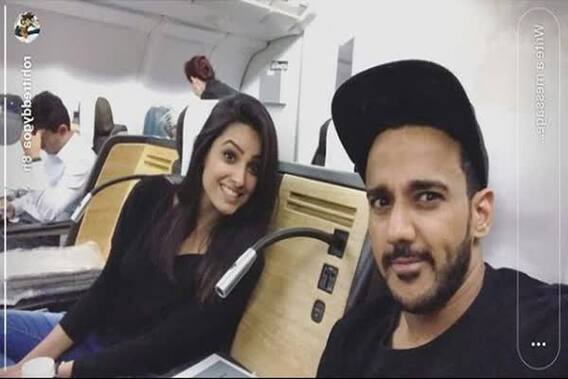 In Graphics: 'Yeh Hai Mohabbatein' actress Anita Hassanandani gets ROMANTIC with hubby in Switzerland!