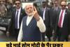 Gujarat Assembly Elections 2017: People chant \'Modi, Modi\' after PM cast his vote in Sabarmati