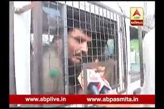 Junagadh Congress Candidate Amit Patel Detain At Poling Booth, Gujarat Elections Polling Latest News in Gujarati