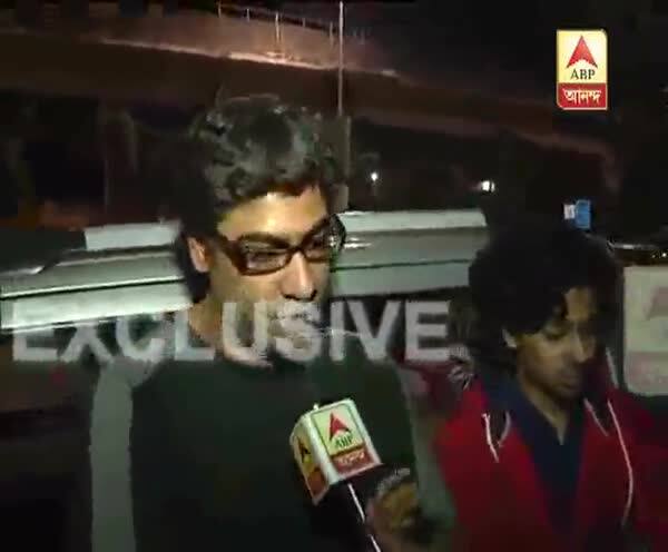 পার্কিং চার্জের নামে অতিরিক্ত আদায়ের প্রতিবাদ, ‘আক্রান্ত’ কৌশিক-ঋদ্ধি পার্কিং চার্জের নামে অতিরিক্ত আদায়ের প্রতিবাদ, ‘আক্রান্ত’ কৌশিক-ঋদ্ধি