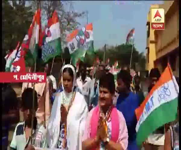  গ্রাম বাংলার ঐতিহ্য গরুর গাড়ি নিয়ে দাঁতনে পঞ্চায়েত ভোটের প্রচার তৃণমূলের