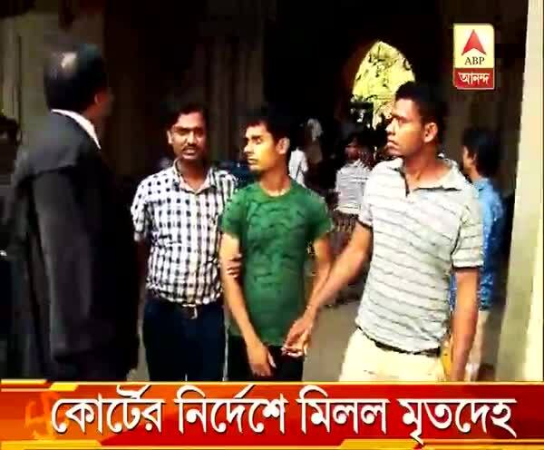  পঞ্চায়েত ভোট: আদালতের নির্দেশে মৃত্যুর ৫ দিনের মাথায় বাবা-মায়ের মৃতদেহ হাতে পেলেন ছেলে