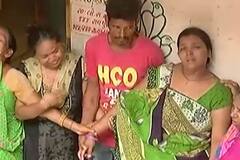 Vadodara : Family Crying After Son\'s Murder In School Of Baranpura, Grand Mother Unconscious 