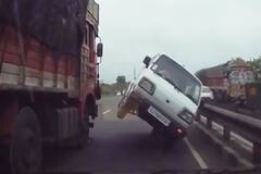 Gujarat, Van flips 180 degrees in front of truck; WATCH THE SHOCKING ESCAPE