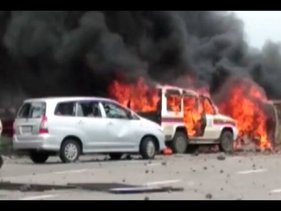 Master Stroke: Maratha Protest: Violence marks Maratha quota bandh in Maharashtra