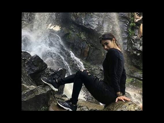 Mouni Roy Enjoys In Bulgaria During Her Shoot For Film \'Brahmastra\'