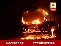 સુરત : અસામાજીક તત્વોનો આતંક, BRTS બસમાં લગાવી આગ, જુઓ વીડિયો