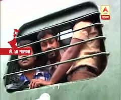 অসমে জাতীয় নাগরিকপঞ্জীর চূড়ান্ত খসড়া প্রকাশের প্রতিবাদে উত্তর ২৪ পরগণার বিভিন্ন স্টেশনে মতুয়াদের অবরোধ, দুর্ভোগে যাত্রীরা