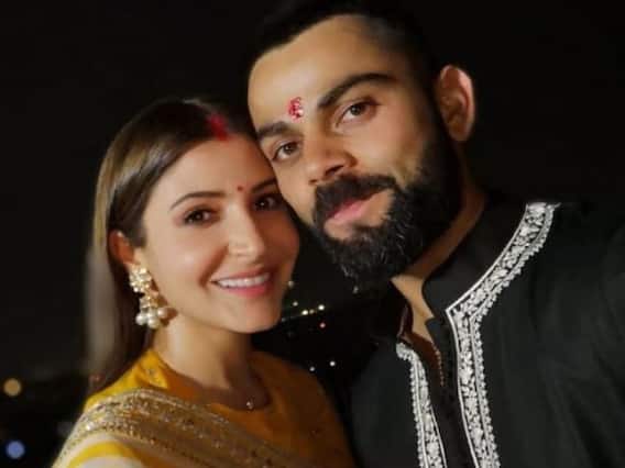 वायरल फटाफट: अनुष्का शर्मा और विराट कोहली ने मनाया अपना पहला करवा चौथ