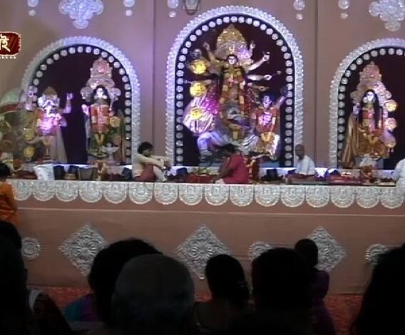 শারদ আনন্দ: মুম্বইয়ের কল্লোলের পুজো এবার পা দিল ৫৪ বছরে, তৈরি হয়েছে পরিবেশ বান্ধব মণ্ডপ