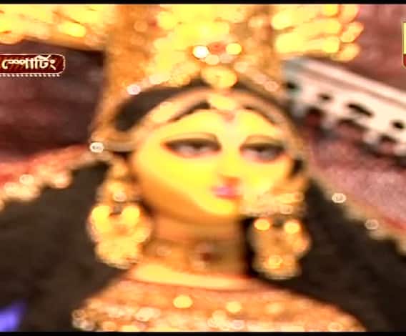 শারদ আনন্দ: রেড রোডে মঙ্গলবার রাজ্য সরকারের বিসর্জন কার্নিভাল, রাজবাড়ির অলিন্দের আদলে তৈরি মঞ্চ, চলছে শেষ মুহূর্তের প্রস্তুতি