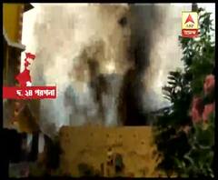 সোনারপুরের গোবিন্দপুরে ‘বেআইনি’ বাজি কারখানায় বিস্ফোরণ-আগুন, জখম ৩-৪ কর্মী, আটক বাজি কারখানার মালিক