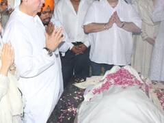 मुंबई LIVE: राज कपूर की पत्नी कृष्णा राज कपूर के अंतिम संस्कार में उमड़ा बॉलीवुड