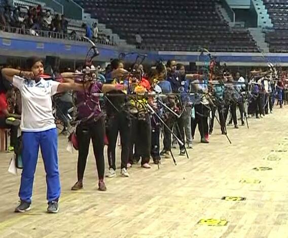 কলকাতায় চলছে দেশের প্রথম ইন্ডোর আর্চারি টুর্নামেন্ট
