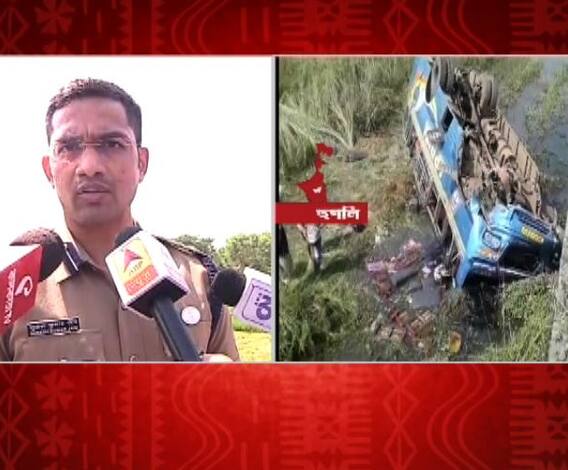হুগলির হরিপালে নিয়ন্ত্রণ হারিয়ে ব্রিজের রেলিং ভেঙে খালে পড়ল বাস, মৃত ৫, আহত বহু