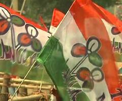 কাঁচরাপাড়ায় বোমাবাজিকে কেন্দ্র করে মুকুল-শুভ্রাংশুকে আক্রমণ তৃণমূল বিধায়ক অর্জুন সিংহর