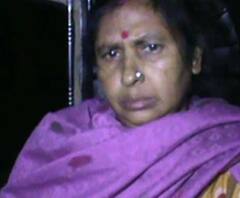 পারিবারিক অশান্তির জেরে গৃহবধূকে লোহার রড দিয়ে মারধরের অভিযোগ স্বামী ও ছেলের বিরুদ্ধে