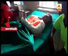 জলপাইগুড়িতে পুলিশের উদ্যোগে আয়োজিত প্রতিযোগিতায় অ্যাম্বুল্যান্স না থাকায় চোট পেয়ে আধঘণ্টা মাঠেই পড়ে ফুটবলার!