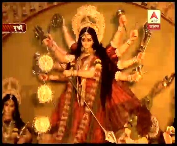 মুম্বইয়ের দুর্গাবাড়ি সমিতির পুজোর ছবি তুলে ধরেছেন এবিপি আনন্দর প্রতিনিধি সমিত সেনগুপ্ত