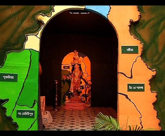 লক্ষ্মীপুজোতেও থিমের ছোঁয়া, মধ্য কলকাতার লেবুপার্কের পুজোয় এবছরের থিম কন্যাশ্রী