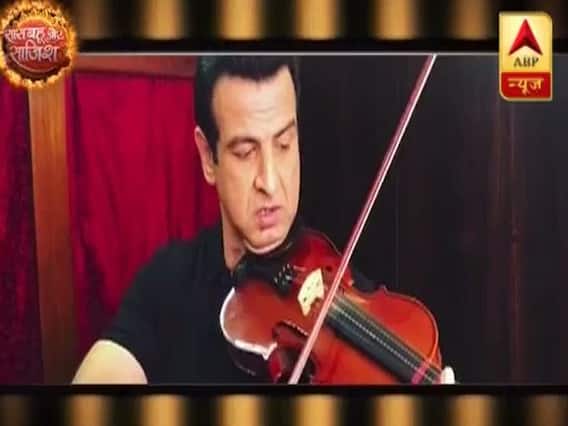 Hot News: Ronit Roy plays 'Loveyatri' tune on Violin 