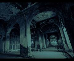 মামরি কোঠীতে নাকি আজও বসে আদালত! কিন্তু অভিযুক্ত থেকে সাক্ষী সবাই নাকি ভূত! এদের নাকি এলাকার মানুষ বহুবার দেখেছেন এই কোঠীর আশেপাশে, কে ওখানে?