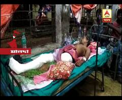 সময়ে না পৌঁছলে বাবার চিকিৎসা হবে না, ভিড়ে ঠাসা ট্রেনে উঠতে গিয়ে পড়ে পা খোয়ালেন ছেলে