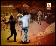 প্রতিমা বিসর্জন নিয়ে দুই ক্লাবের মধ্যে বিবাদ, থামাতে গিয়ে আক্রান্ত পুলিশ