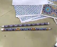 কাগজ দিয়ে তৈরি পরিবেশ বান্ধব কলমের রিফিলের শেষে ফুল বা ফলের বীজ, যা থেকে হয় গাছ!