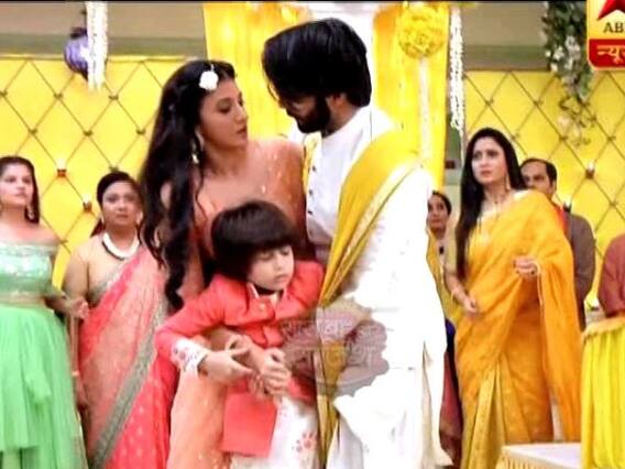 SBS Full 06.10.18: Vedika gets Sahil's mehndi accidentally on her hand in 