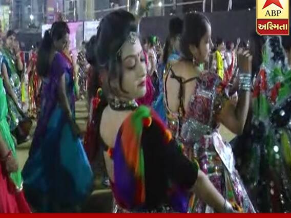 રાજકોટ : ત્રીજા દિવસે ખેલૈયાઓએ કેવી બોલાવી ગરબાની રમઝટ? જુઓ વીડિયો