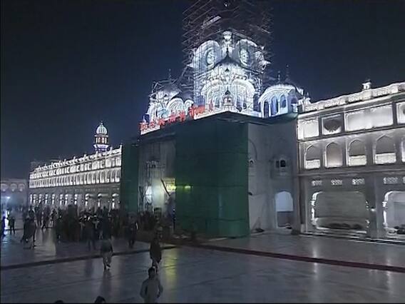 मास्टर स्ट्रोक: करतारपुर कॉरिडोर से कितने खुश हैं सिख श्रद्धालु? देखिए स्वर्ण मंदिर में लोगों की प्रतिक्रियाएं