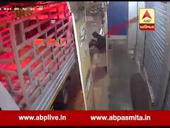 સુરતઃ દુકાનમાં ચોરી કરતાં ચોરનો વીડિયો વાયરલ, જુઓ વીડિયો