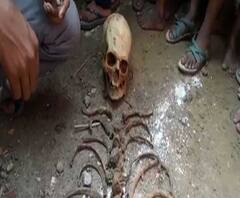 তমলুকে স্কুলে নির্মাণ কাজ চলাকালীন মাটির নিচ থেকে উদ্ধার খুলি ও হাড়ের টুকরো, চাঞ্চল্য