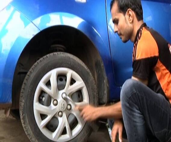 गाडीचा टायर कसा बदलावा? | 'कार'नामा | घे भरारी | एबीपी माझा