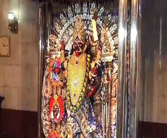 দিকে দিকে শক্তির আরাধনা, মণ্ডপে মণ্ডপে ভিড় দর্শনার্থীদের