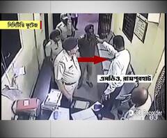 রামপুরহাটে পুলিশের বিরুদ্ধে হেনস্থার অভিযোগ তুলে মুখ্যসচিব ও স্বরাষ্ট্রসচিবকে চিঠি মহকুমা শাসকের, অনধিকার চর্চা করেছেন পাল্টা দাবি পুলিশের