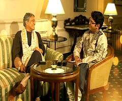 তানসেন তাঁর গায়কী দিয়ে জ্বালাতেন প্রদীপ, আর তিনি যখন সরোদ হাতে মল্লার রাগ ধরেন, তখন ঝাঁ ঝাঁ রোদ থেকে আকাশ ঢাকে মেঘে, রবীন্দ্রসঙ্গীত নিয়ে পরীক্ষা-নিরীক্ষা থেকে আজকের শ্রোতা, সমস্ত বিষয় নিয়ে এবিপি আনন্দের মুখোমুখি উস্তাদ আমজাদ আলি খান