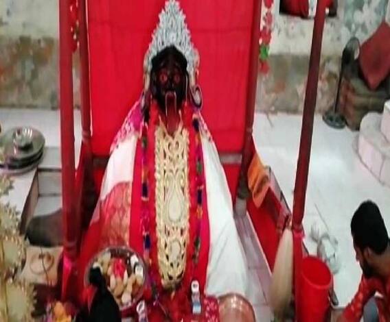 ৫১ শক্তি পিঠের অন্যতম বাংলাদেশের যশোরেশ্বরী মন্দিরে রীতি মেনে দেবী আরাধনা