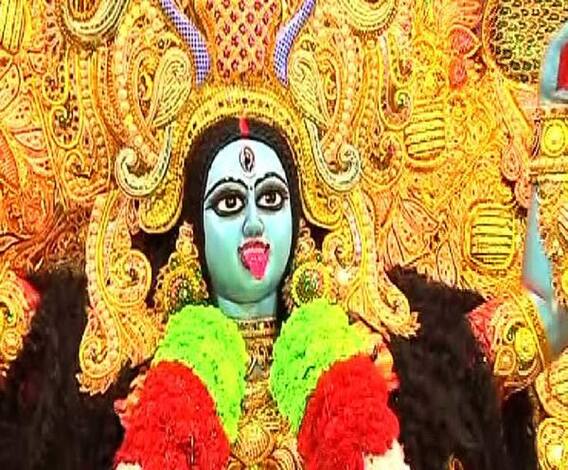 কালিপুজোর আর মাত্র দু’দিন বাকি, আলোর উৎসবের প্রস্তুতিতে মেতেছে বাংলা