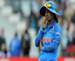 মহিলা টি ২০ বিশ্বকাপের সেমিতে কেন বাদ মিতালি রাজ? বোর্ডের কাছে বিস্ফোরক বয়ান কোচ রমেশ পওয়ারের