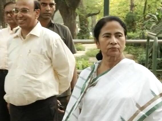 TMC's attempt to win Hindu vote-bank | 2019 Kaun Jitega